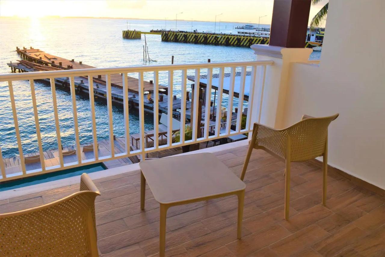 איסלה מוחרס Bartolome Oceanfront Suites מראה חיצוני תמונה