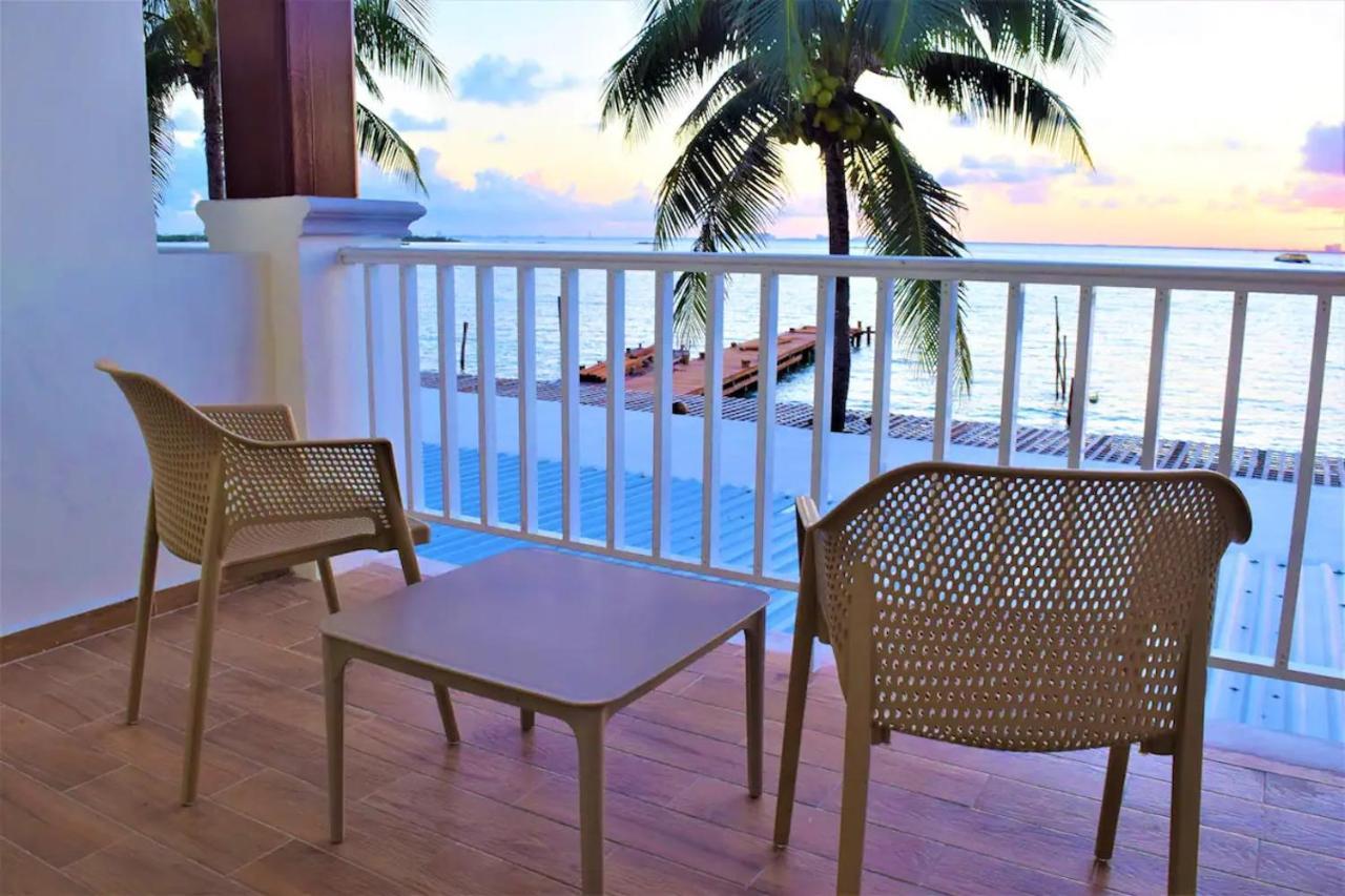 איסלה מוחרס Bartolome Oceanfront Suites מראה חיצוני תמונה